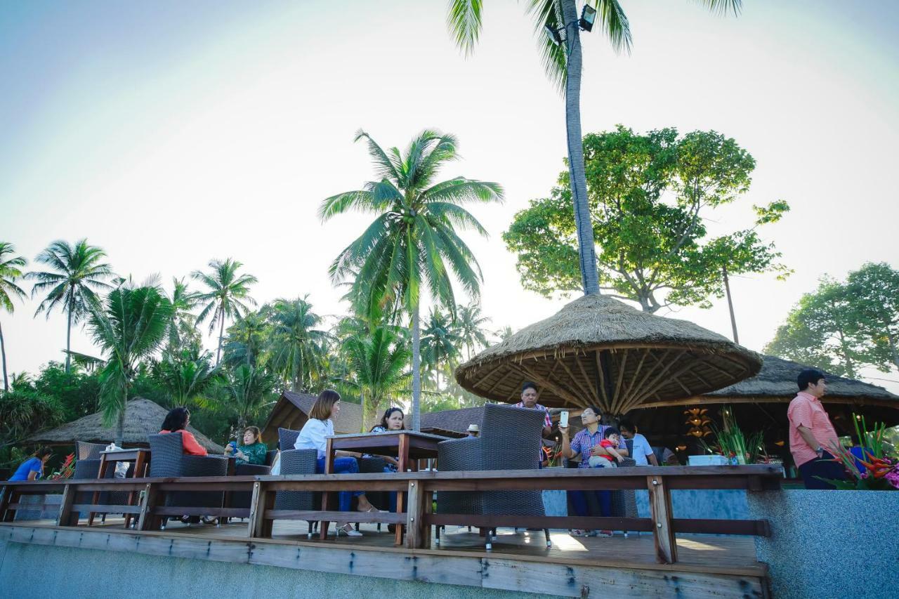 Khanom Cabana Beach Resort Exterior photo